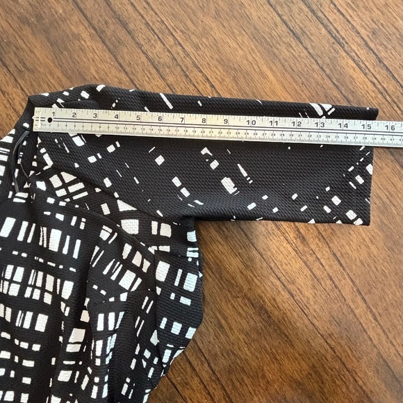 Rabbit Rabbit Rabbit lined black and white geometric lined dress sz 12 - Picture 14 of 16